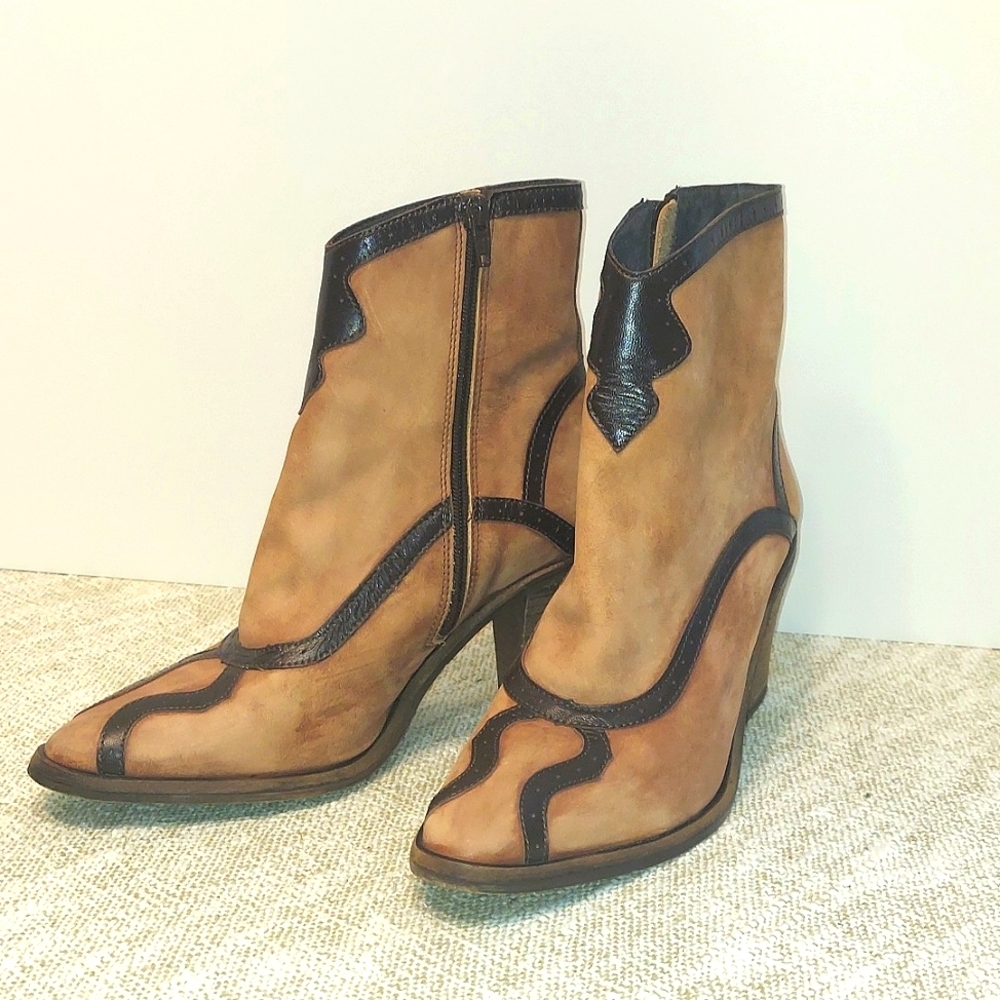 Women's Anthropologie Western Style Leather Suede Ankle Boots Pointed Toe